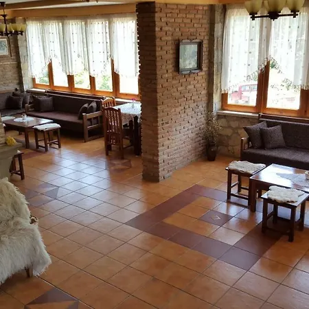 Pashuta Guest house *